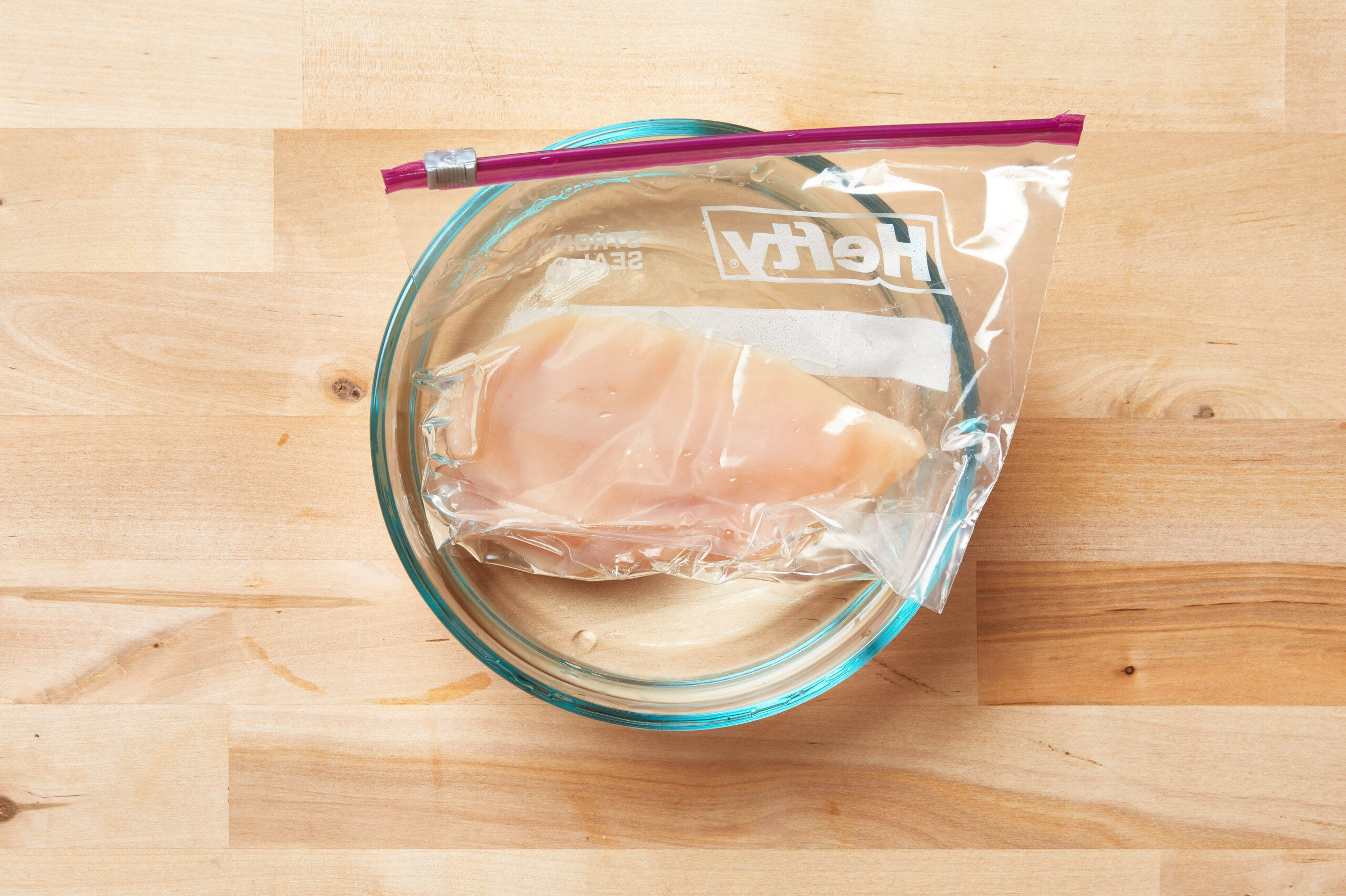 Effective Ways to Defrost Chicken Quickly and Safely in 2025: Discover Proven Methods